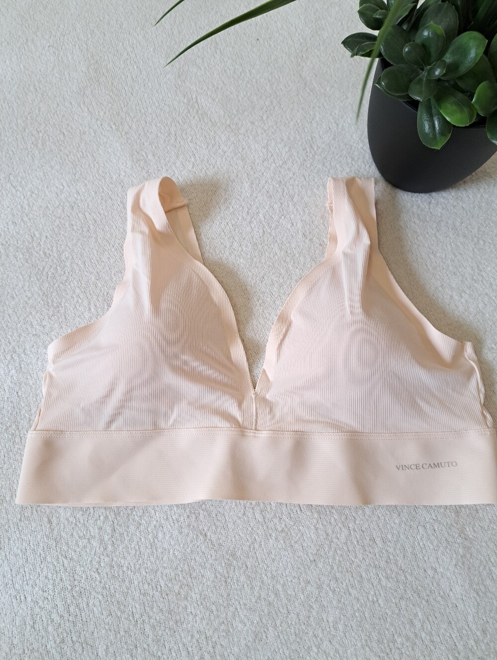 Vince Camuto Wirefree Bra Womens Size XL Pale Pink Ribbed Bralette Stretch